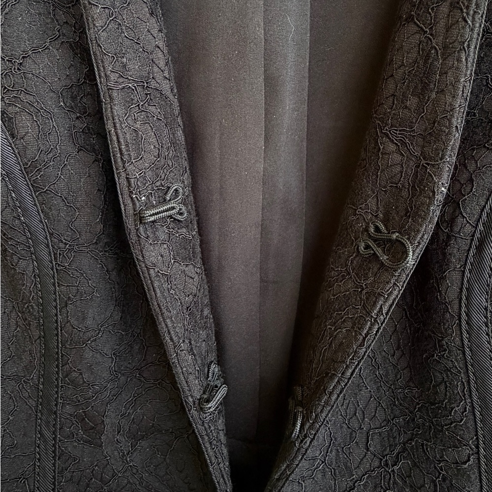 Lace Style Coat - image 4